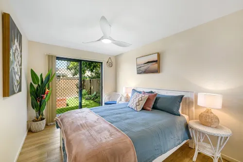 Little Fern House a Tropical Beach Hideaway Mudjimba,  Sunshine Coast 🛫 5 mins