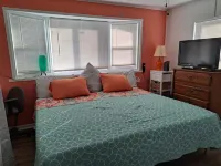 Sebring's lil sister town! Huge fenced yard. Pets welcome. Swimming lake nearby. Các khách sạn ở Avon Park