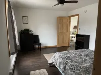 Captain's Quarters @The Boat Shop - Overlooking Paradise Bay