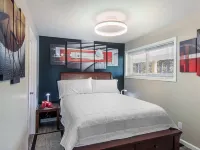 The Lake View Outside Traverse CitySleeps 4, Sleeping Bear Dunes short drive Hotels in Interlochen