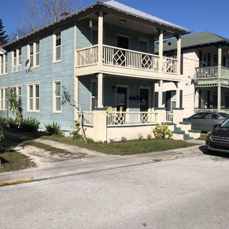 Downtown Lodge-Clean-Pet Friendly-Free Parking