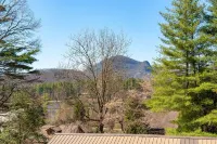 Cashiers Cottage 88