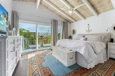 Sea Esta Laguna Beach House Ocean View Near Victoria Beach, Parks, & Restaurants Hotel in zona Laguna Beach Cliff Hike