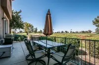 EXCEPTIONAL Luxury condo- Golf course view Wonderful Sunsets