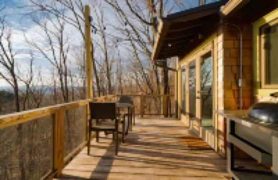 European Cottage House ! Couples getaway in Blueridge