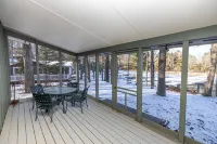 Minocqua Chain - Fall Color Dates Available!