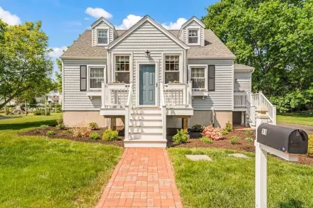 The Seaport Bridgeman - All things Mystic steps from your door