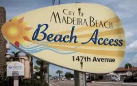 Snowbirds welcome 5min walk to the beach