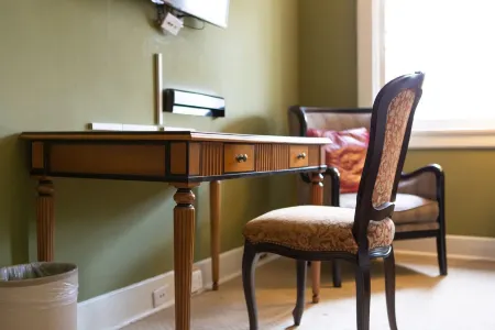 Cute Studio in Durham, 5 min to Downtown Отели рядом с достопримечательностью «Университет Дьюк»