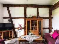 Spacious vacation apartment with separate entrance and wonderful view Hotels in Mechernich