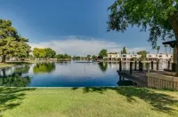 Renovated Villa in Old Litchfield