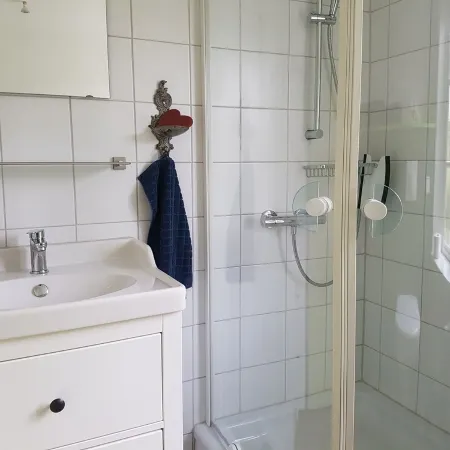 Cozy vacation cottage, directly on the North Baltic Sea Canal
