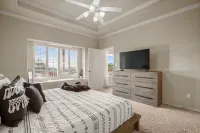 Spend the Holidays at the Lake! SPECIALS! Free Golf Cart! Lake Travis Access! فنادق في Point Venture