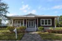 Bay Creek Meets Historic Cape Charles! pool access!