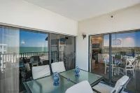 Beach Palms - Right on the Beach W/Great Pool and Brand New Photos with Updates! Hotels near Seaside Seabird Sanctuary