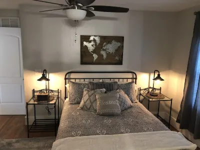 Bright & Beautiful Turn-of-the-Century Modern Home Hotels near Pythian Castle