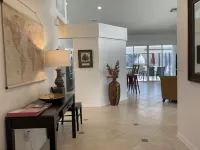 Beautiful Vacation Home with Saltwater Pool and Spa, Lake View and SW Exposure