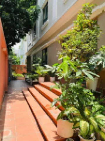 NEW LANDアパートメント - ナムトン3 Gia Hien Hien Tuan周辺のホテル