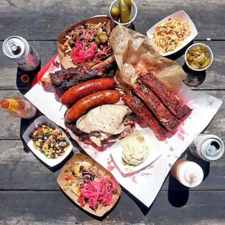 Ashley’s Boutique Inn - Austin Alternative Open!!!