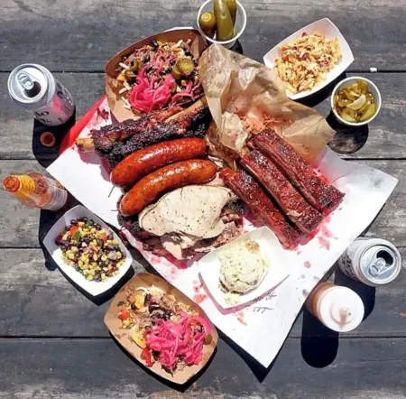 Ashley’s Boutique Inn - Austin Alternative Open!!!