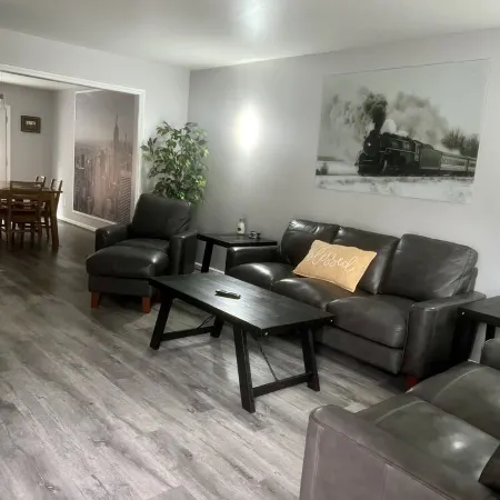 Newly renovated home away from home downtown High Point.