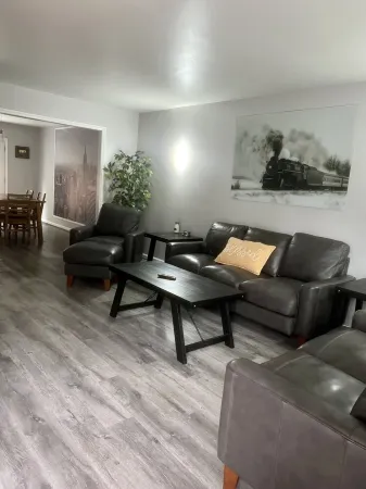 Newly renovated home away from home downtown High Point.