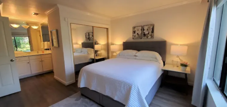 Modern Condo in Gated Silverado Resort Residential Community