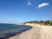 Holiday Home - Enjoy Rügen`s coast in the new maritime country house! Hotels in Dranske