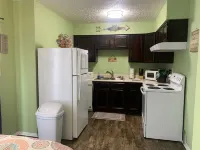 Ezekiel's Getaway Side 1 - near Ark Encounter with Game room