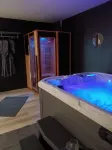 Love Spa Normandie 100 m2 private space with sauna and jacuzzi, Hotels in Saint-Pois