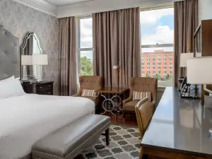 St. Louis Union Station Hotel, Curio Collection by Hilton