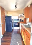 Lakefront Bungalow w beach, kayaks & dock