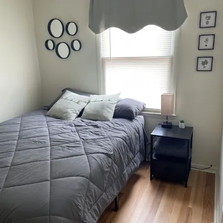 Cozy 3 Bedroom in Owosso close to hospital and Curwood Castle.