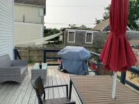 Plum Island place 5 minute walk to beach 9 minute walk to point