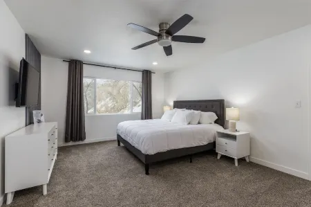 Mountain Escape! 6Bdrm 9Bed 4 Bth  at the Mouth of Big Cottonwood Canyon