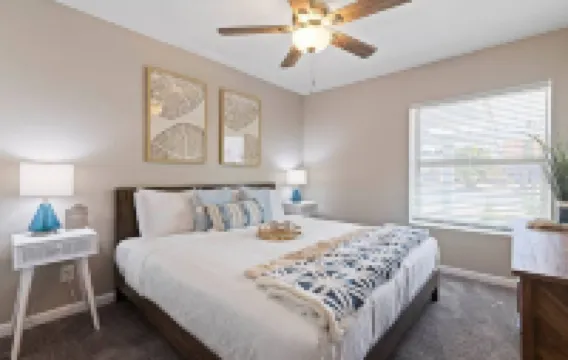 Hot tub, Pool & Game Room - Family Retreat!