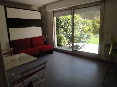 Apartment in luxury residence 2 steps from the sea + parking