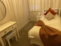 2 bedroom cottage in Stamford