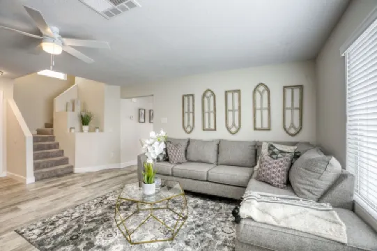 Modern, Fully Renovated 4 Bedroom House Hotel a Summerlin-Northwest Las Vegas