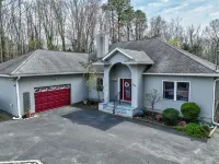 Your Dream 4 Bedroom Vacation Villa w Pool