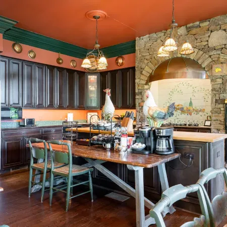 Wintersun.. A World Class Private Estate Atop A Mountain 15 min from Asheville