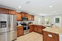 centrally located house only a short drive from beautiful Alabama gulf coast 볼드윈 호텔