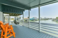 Waterfront - The Blue Heron House