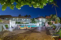 Tracy's Tropical Treasure #1 Earned "Best in Kihei" Four Times and 1 in Maui” - Pools