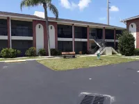 Come Out and Enjoy a Tropical Paradise by the Gulf.