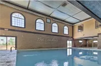 Spacious 4-bedroom penthouse condo in beautiful Branson with Lakeview