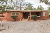 Cozy & Clean 3 BD/2BA In The Heart of The Red Rocks