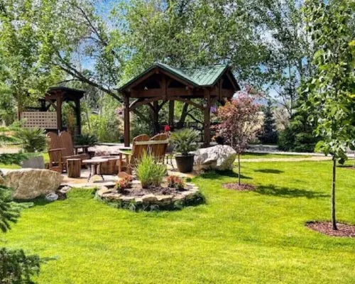 Fantasy Treehouse and Resort Hotels in Juab County