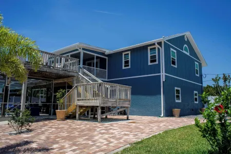 Private waterfront retreat with pool & 40 foot dock