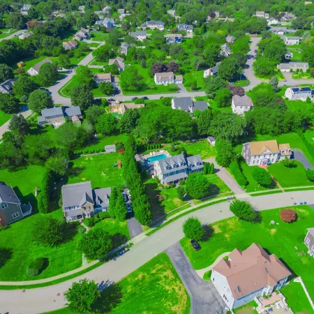 5Br w/ Heated Pool Near Beaches & Newport
